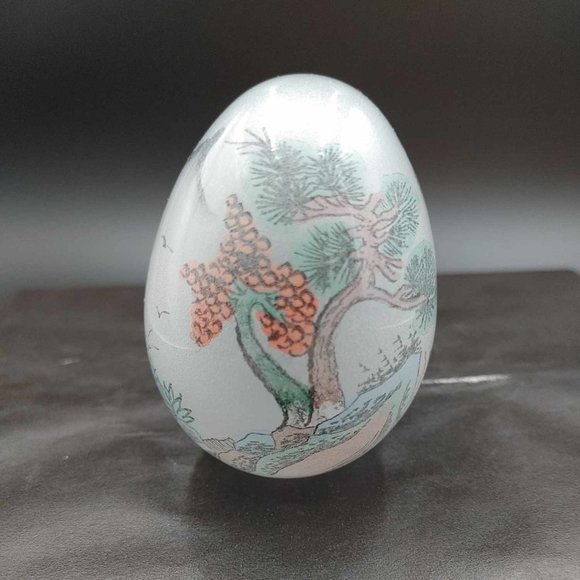 Vintage Reverse Hand Painted Glass Egg Japanese Scene Mountain Tree - No Stand - Picture 1 of 9